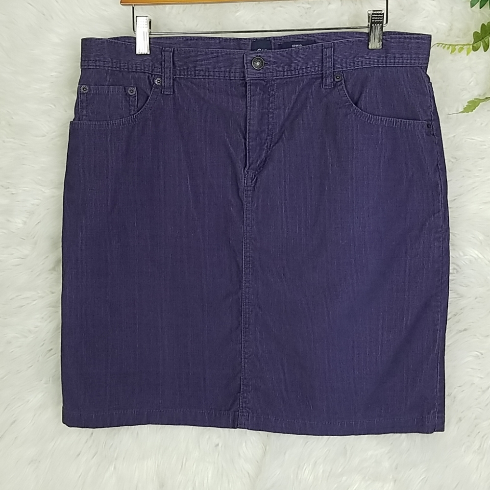 GAP Stretch Corduroy Pencil Skirt